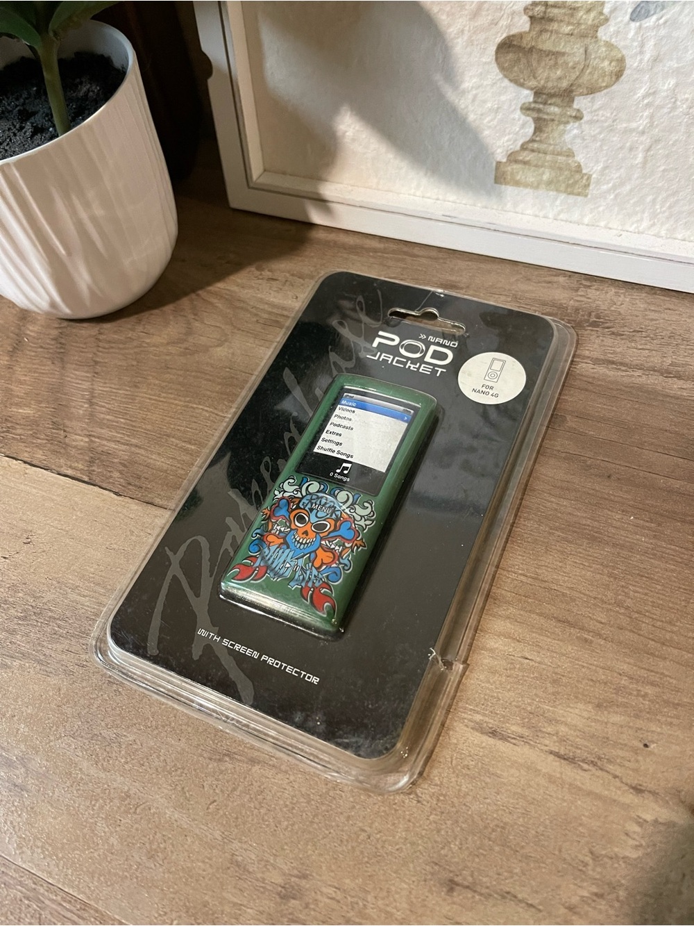 iPod Nano 4G Protective Jacket with Tattoo Design